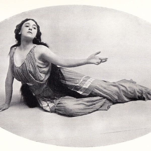 Tamara Karsavina as Echo
